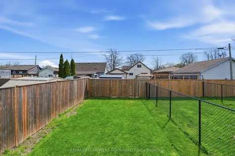 245 Dain Avenue Welland ON L3B 3E7