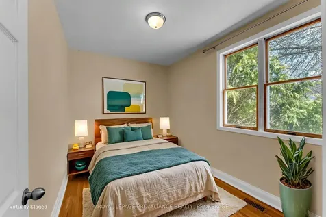 524 College Street Kingston ON K7L 4M9