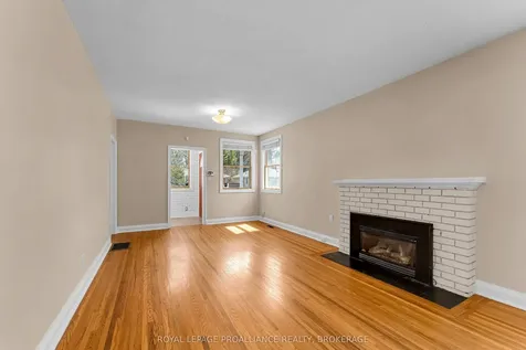 524 College Street Kingston ON K7L 4M9