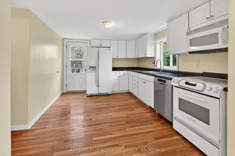 77 Portsmouth Avenue Kingston ON K7M 1V4