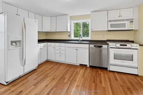 77 Portsmouth Avenue Kingston ON K7M 1V4
