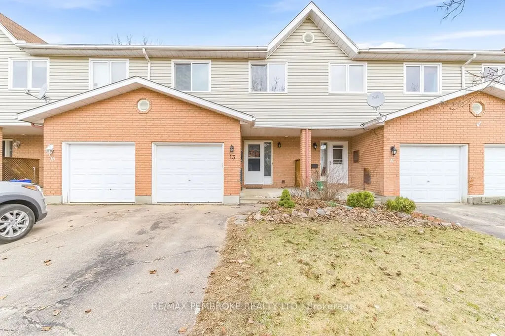 13 Vermont Meadows N/a Petawawa ON K8H 3N3