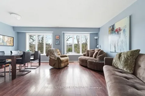 13 Vermont Meadows N/a Petawawa ON K8H 3N3
