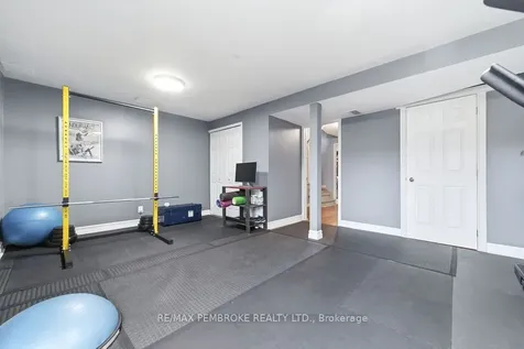 13 Vermont Meadows N/a Petawawa ON K8H 3N3