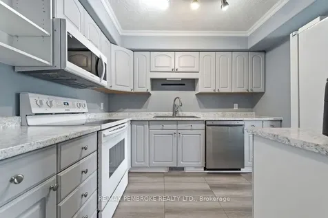 13 Vermont Meadows N/a Petawawa ON K8H 3N3