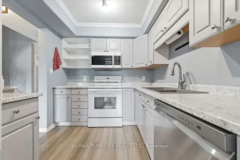 13 Vermont Meadows N/a Petawawa ON K8H 3N3