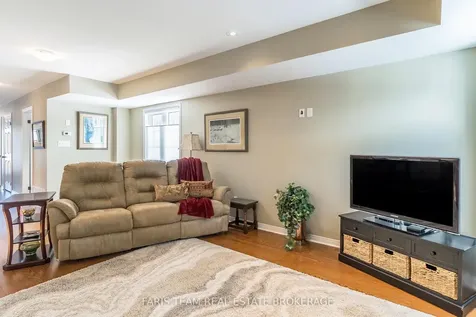 28 Masters Crescent Georgian Bay ON L0K 1S0
