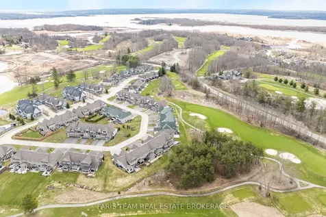 28 Masters Crescent Georgian Bay ON L0K 1S0