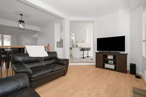 338 Kinghorn Crescent Kanata ON K2K 3R5
