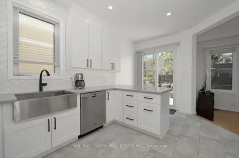 338 Kinghorn Crescent Kanata ON K2K 3R5