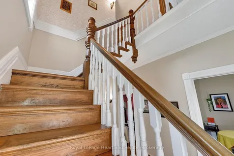 67 Elgin Avenue W Goderich ON N7A 2E1