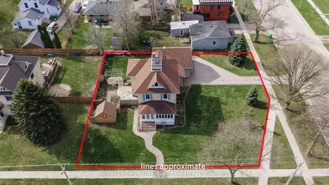 67 Elgin Avenue W Goderich ON N7A 2E1