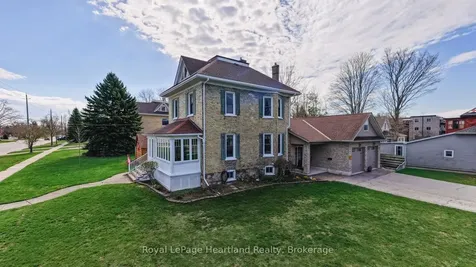 67 Elgin Avenue W Goderich ON N7A 2E1