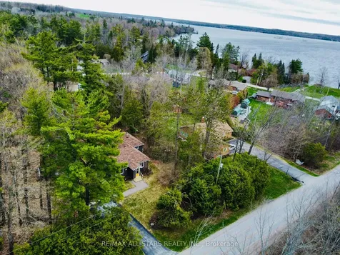 29 Stinsons Bay Road Kawartha Lakes ON K0M 1N0