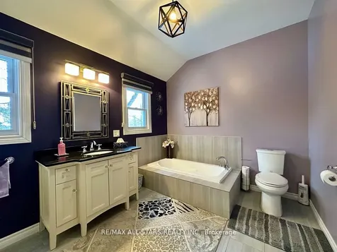 29 Stinsons Bay Road Kawartha Lakes ON K0M 1N0