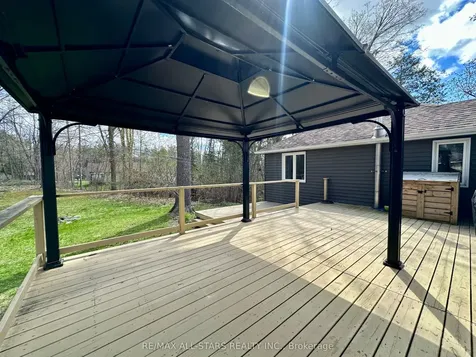 29 Stinsons Bay Road Kawartha Lakes ON K0M 1N0