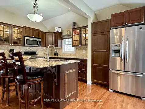 29 Stinsons Bay Road Kawartha Lakes ON K0M 1N0