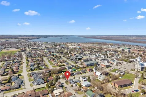 801 St Jean Street Clarence-rockland ON K4K 1K3