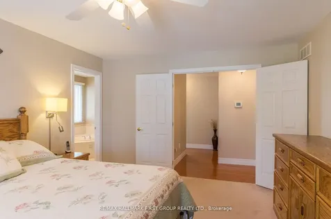 4 Bluewater Avenue Kawartha Lakes ON K9V 0K6