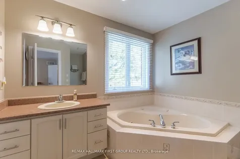 4 Bluewater Avenue Kawartha Lakes ON K9V 0K6