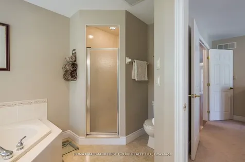 4 Bluewater Avenue Kawartha Lakes ON K9V 0K6
