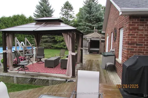 4 Bluewater Avenue Kawartha Lakes ON K9V 0K6