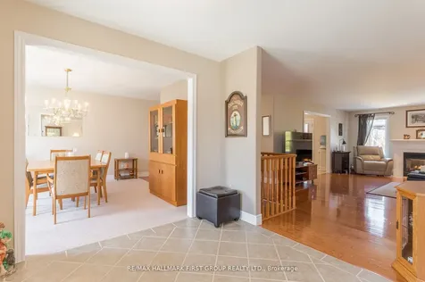 4 Bluewater Avenue Kawartha Lakes ON K9V 0K6