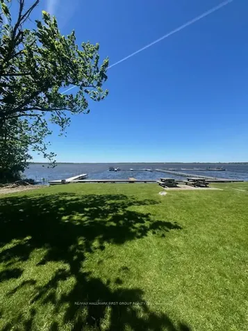 4 Bluewater Avenue Kawartha Lakes ON K9V 0K6
