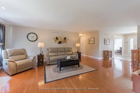 4 Bluewater Avenue Kawartha Lakes ON K9V 0K6