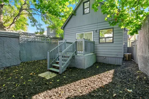 9 Alice Street Hamilton ON L8H 4R5
