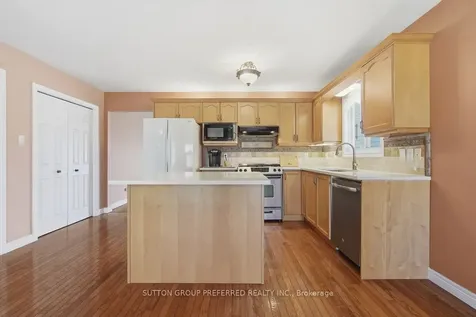 64 Willow Crescent Strathroy-caradoc ON N7G 4H1