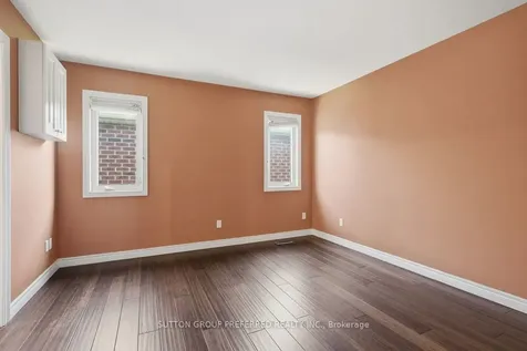 64 Willow Crescent Strathroy-caradoc ON N7G 4H1