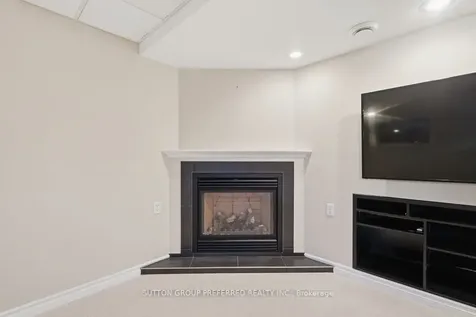 64 Willow Crescent Strathroy-caradoc ON N7G 4H1