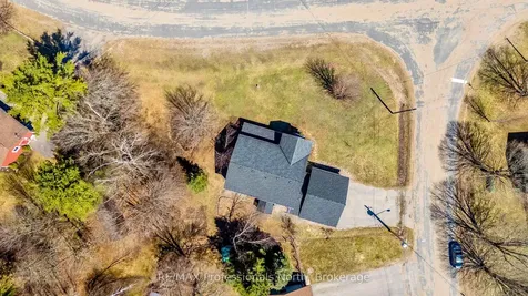 16 Highland Gate Boulevard Minden Hills ON K0M 2K0