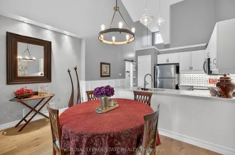 212 Stonehenge Drive Hamilton ON L9K 1N5
