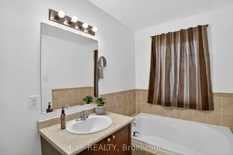 301 Brigitta Street Kanata ON K2S 0H8