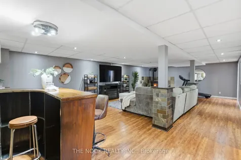 6 Sparrow Court Kawartha Lakes ON K0M 2C0
