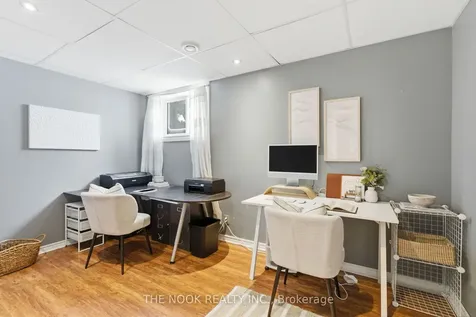 6 Sparrow Court Kawartha Lakes ON K0M 2C0