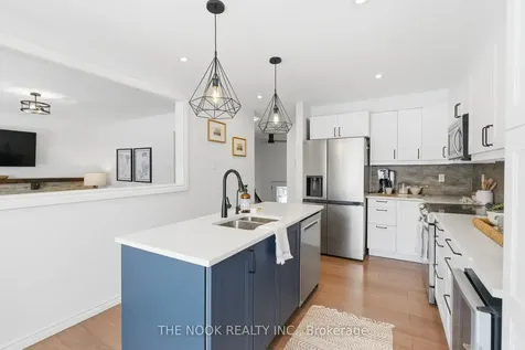 6 Sparrow Court Kawartha Lakes ON K0M 2C0