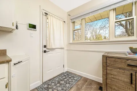 48 Knightswood Boulevard Guelph ON N1E 3W5