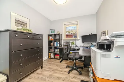 48 Knightswood Boulevard Guelph ON N1E 3W5