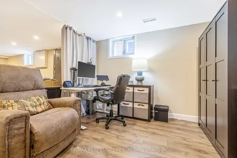 48 Knightswood Boulevard Guelph ON N1E 3W5