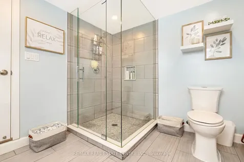48 Knightswood Boulevard Guelph ON N1E 3W5