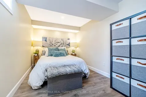 48 Knightswood Boulevard Guelph ON N1E 3W5