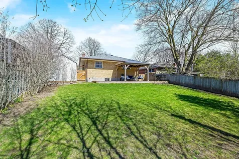 48 Knightswood Boulevard Guelph ON N1E 3W5