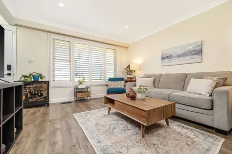 48 Knightswood Boulevard Guelph ON N1E 3W5