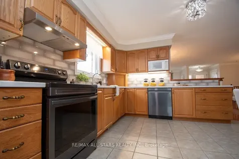 383 Wallace Drive Kawartha Lakes ON K9V 6K7