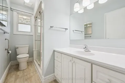 11 Gregory Place Guelph ON N1H 6Y5