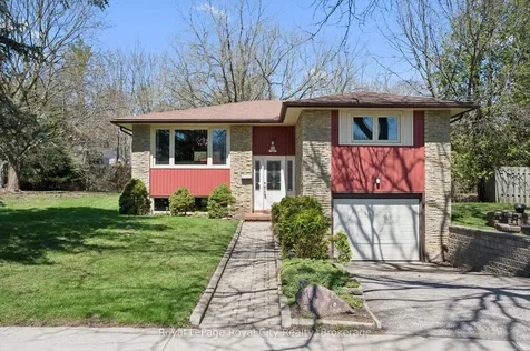 11 Gregory Place Guelph ON N1H 6Y5