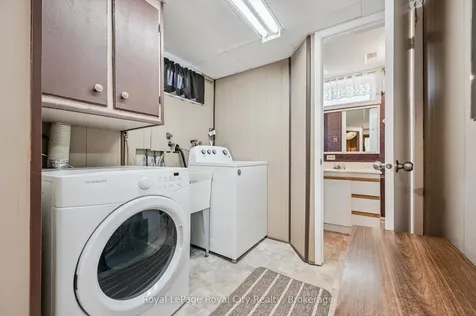 11 Gregory Place Guelph ON N1H 6Y5